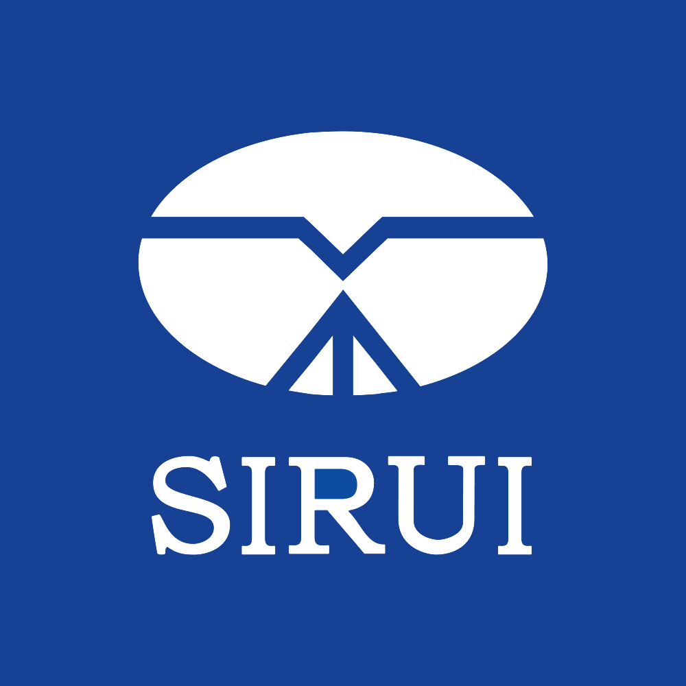 SIRUI Saturn 35/50/75mm Full-Frame Carbon Fiber Anamorphic Lens